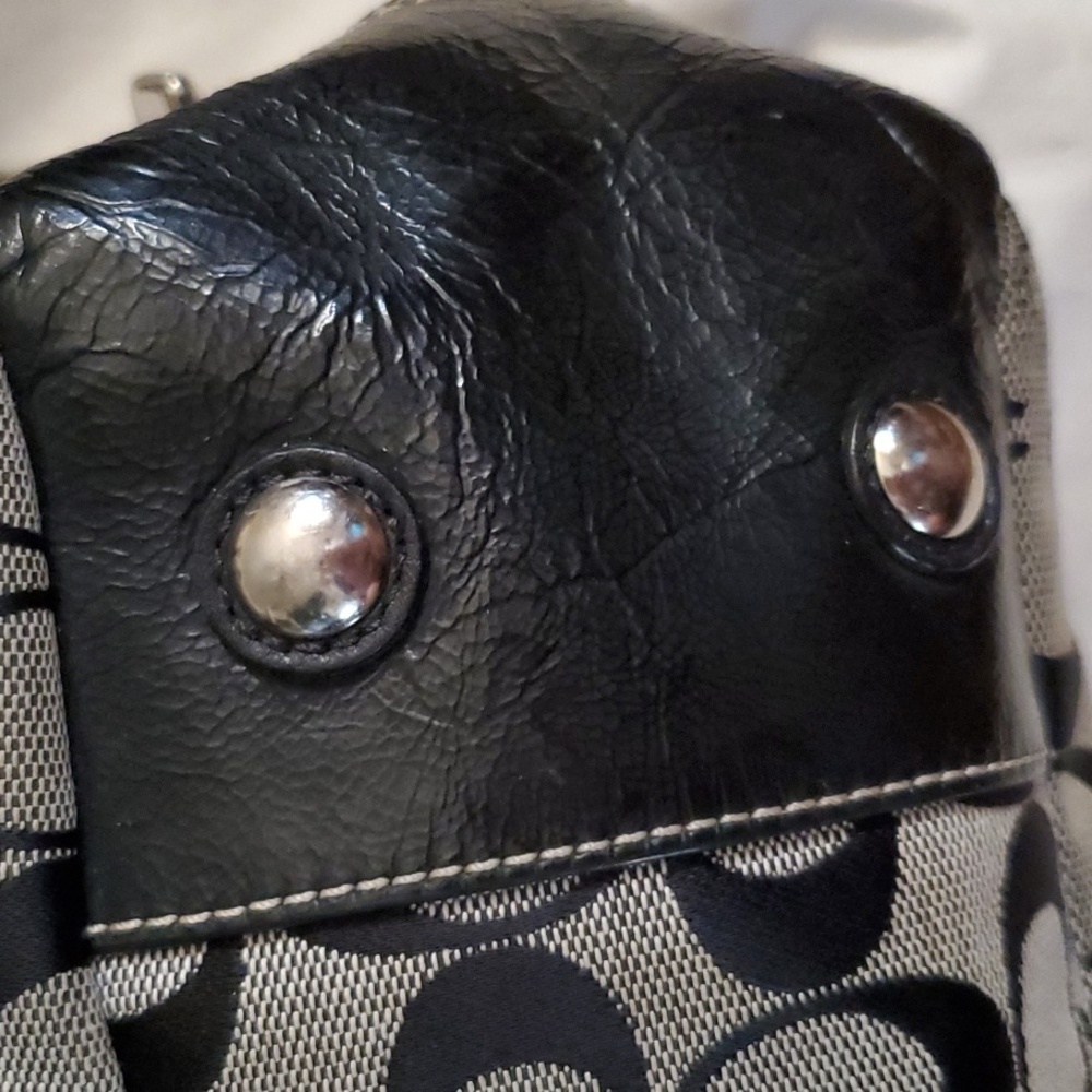 Coach Purse - Picture 10 of 16